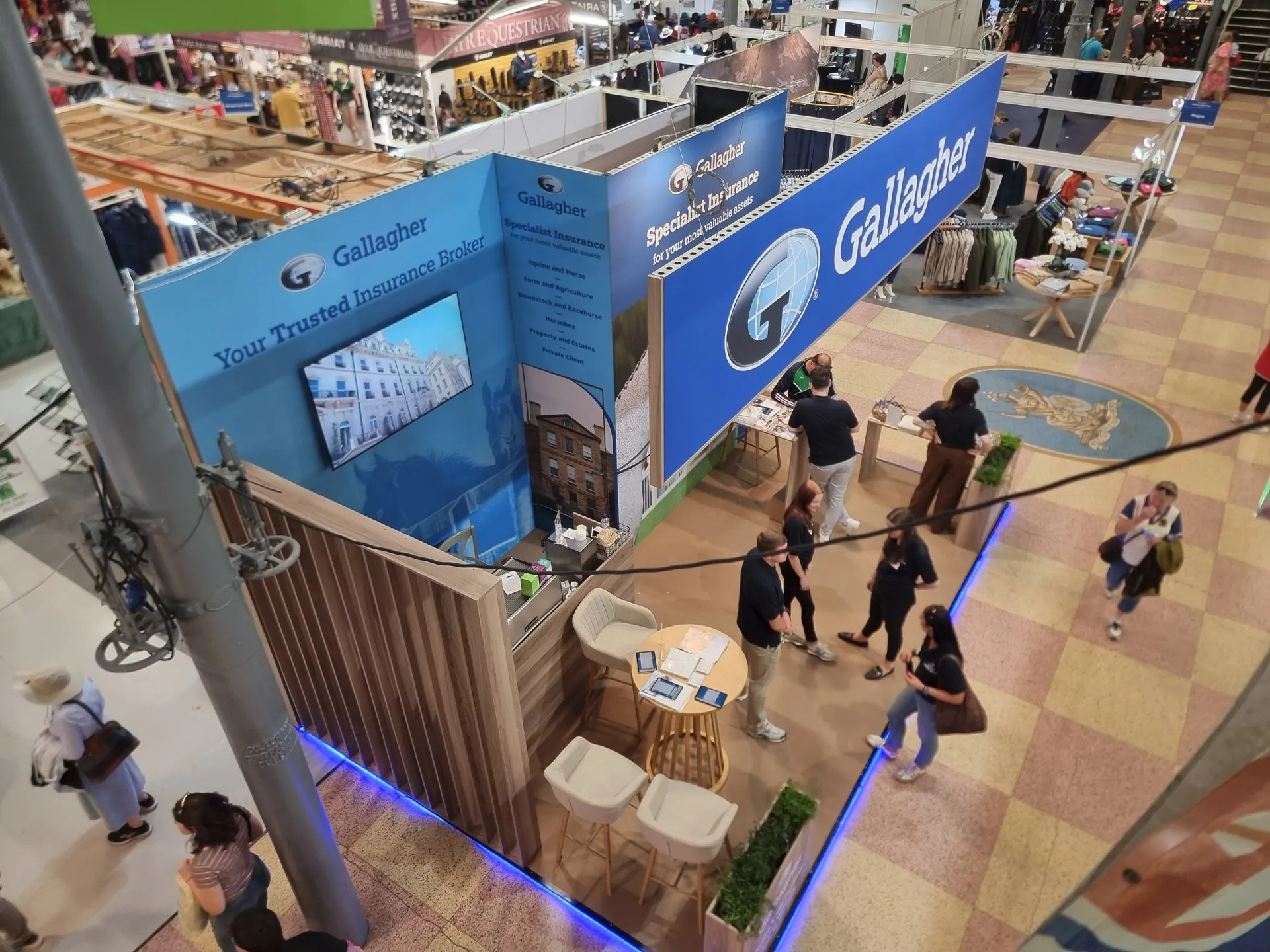 stand02
